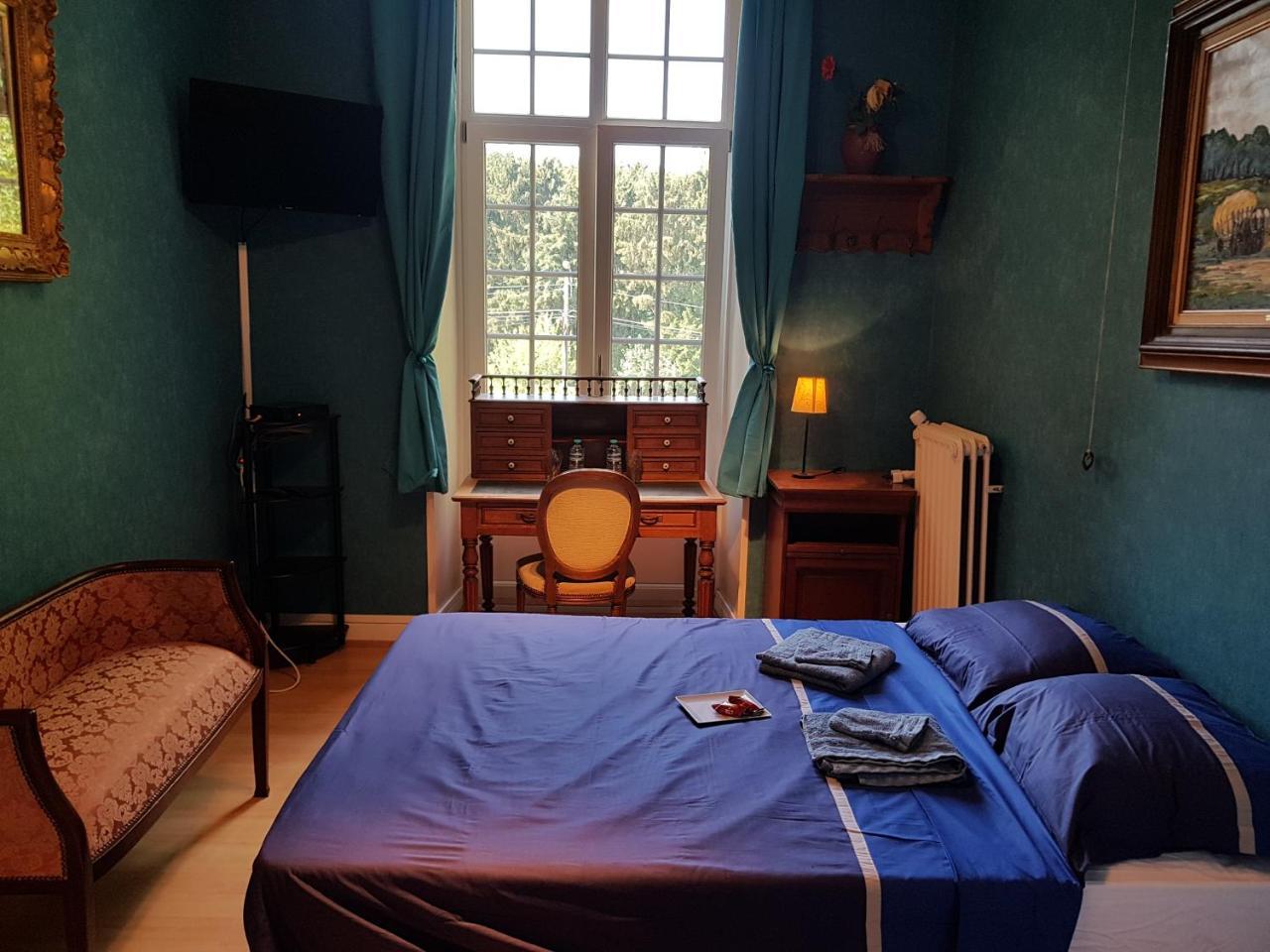 Château Lambert Hotel-Resto-Parking-Shuttle, a 1 ha green Oasis at 8 min from CRL Airport without any noise Charleroi Exterior foto